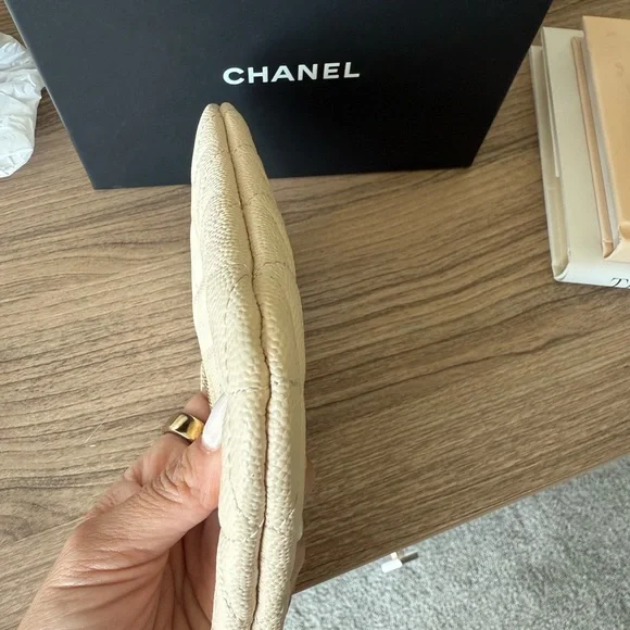 CHANEL Matelasse Classic Mini O Pouch Cream Caviar Leather - Picture 7 of 9